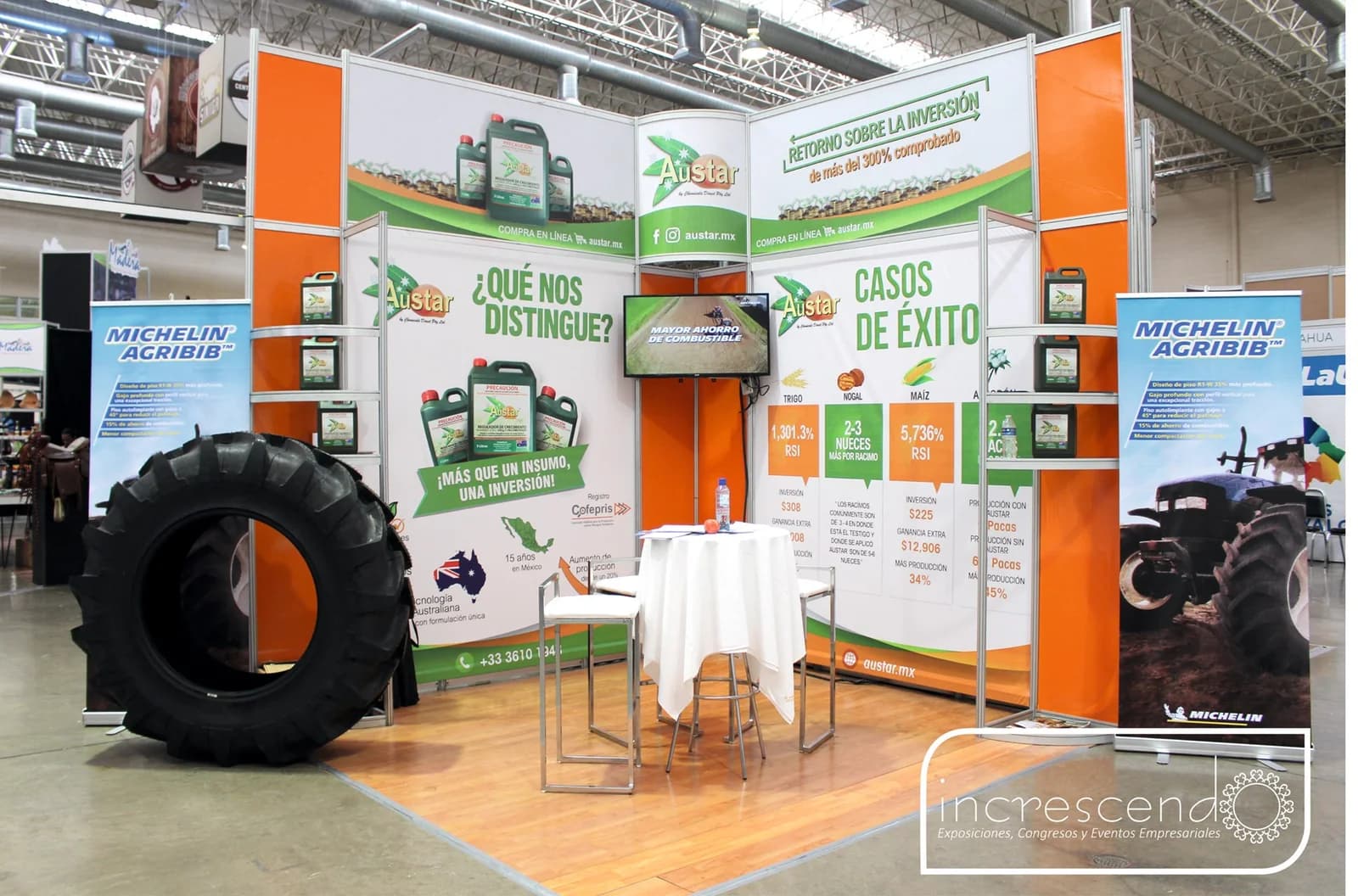 Equipo Increscendo trabajando en evento